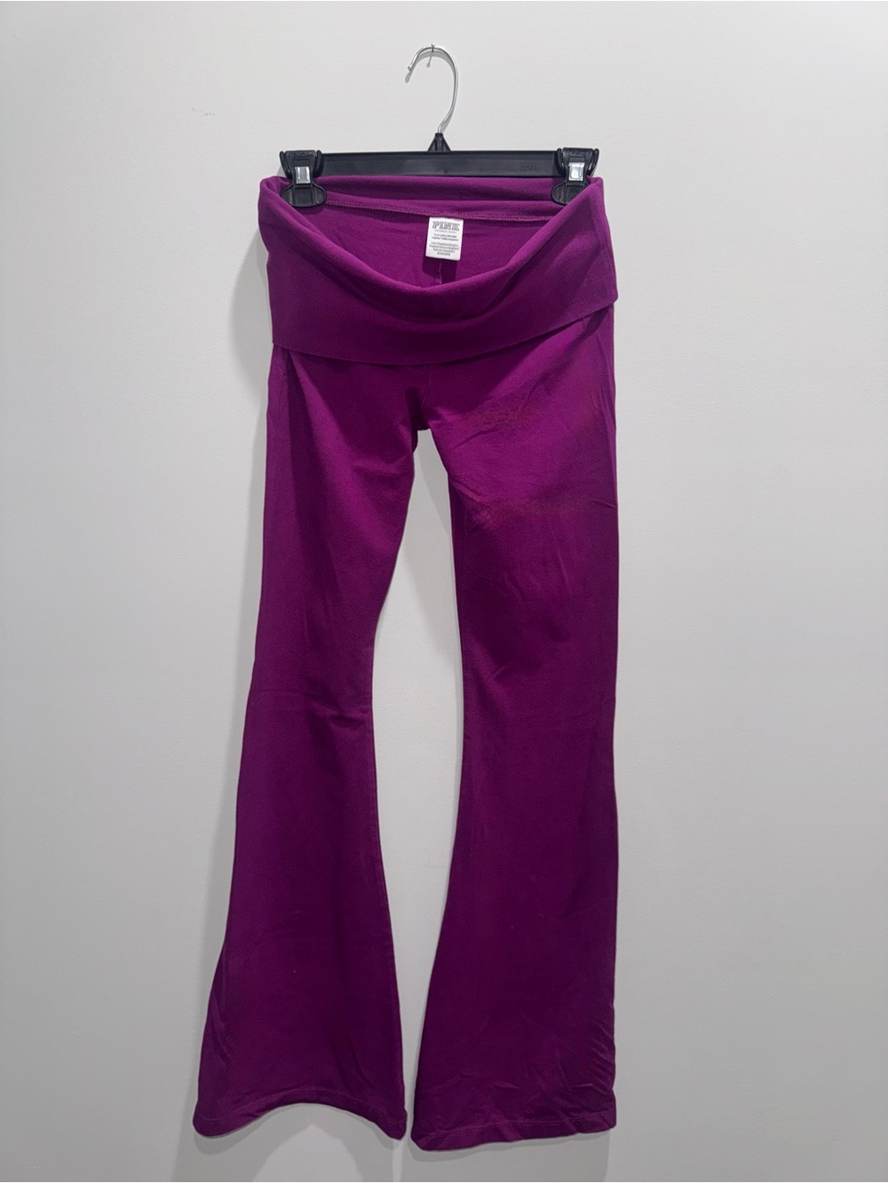 PINK Victoria's Secret Magenta Flare Yoga Pants